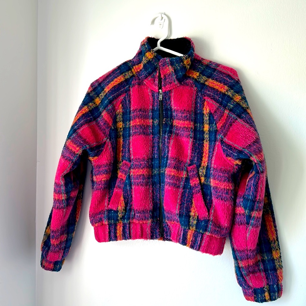 American eagle colorful jacket , used. Size small.